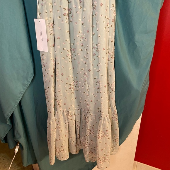 🎉HP🎉 NWT Mia Chica Peasant Dress 👗 long length. - Picture 6 of 7